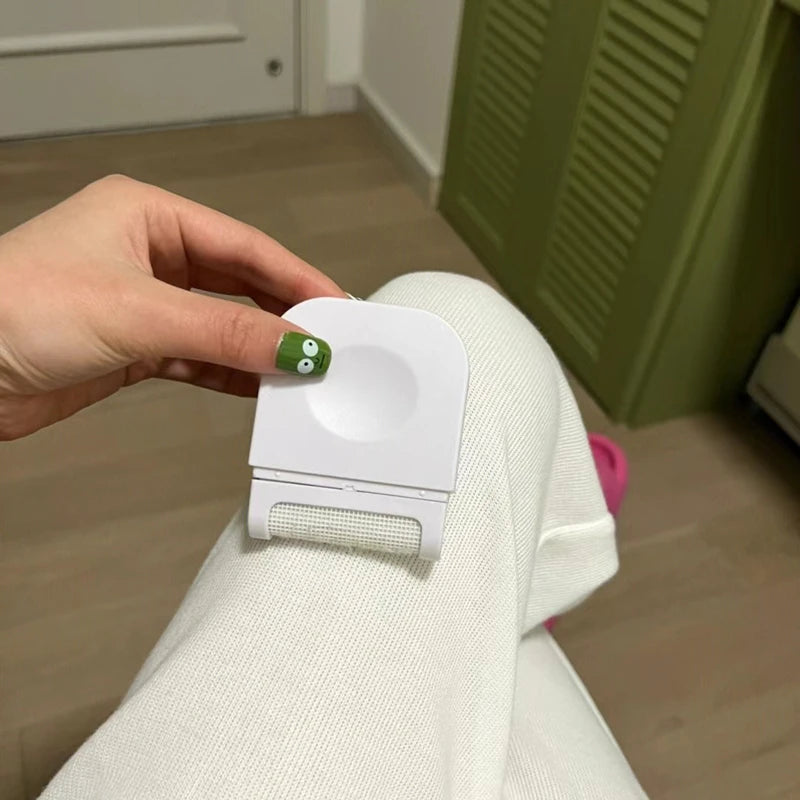 Novo Mini Removedor de Fiapos Manual, Bolinhas, Cabelos e Etc...